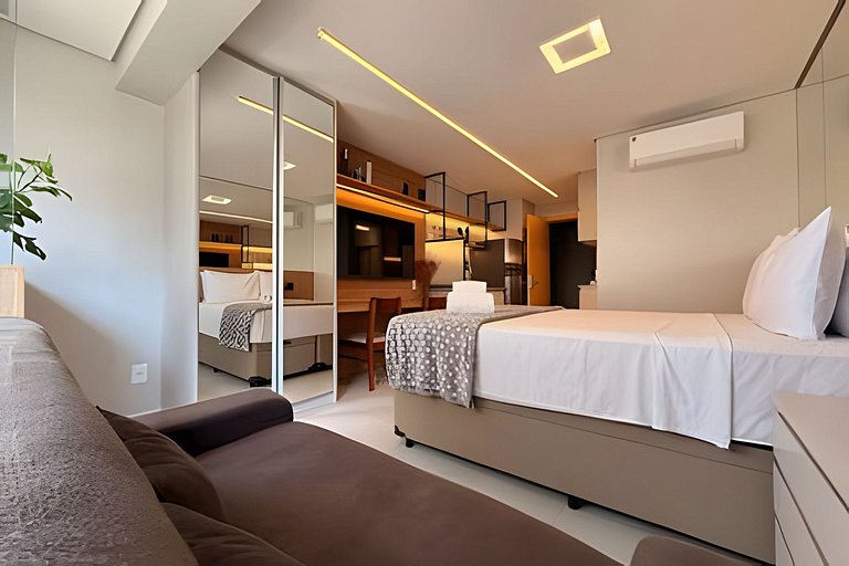 Studio Luxuoso, 200 metros do Metrô Vila Madalena!