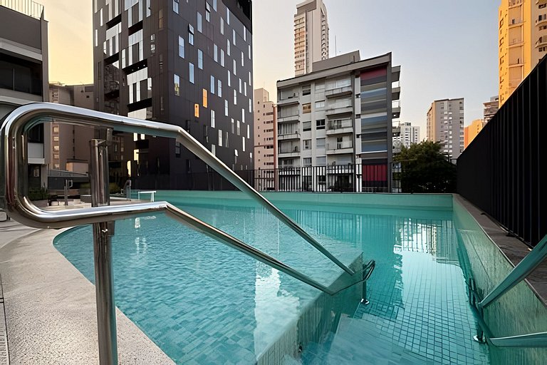 Studio Luxuoso, 200 metros do Metrô Vila Madalena!