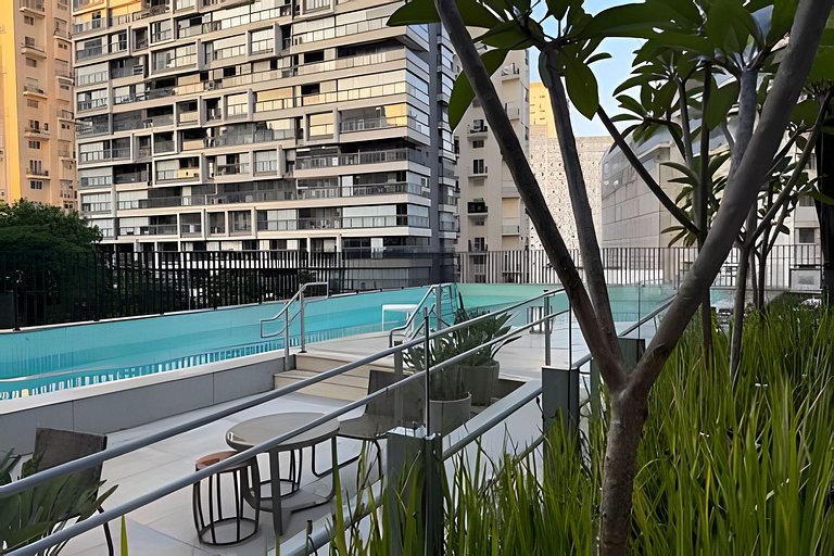 Studio Luxuoso, 200 metros do Metrô Vila Madalena!