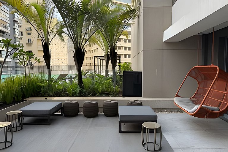Studio Luxuoso, 200 metros do Metrô Vila Madalena!