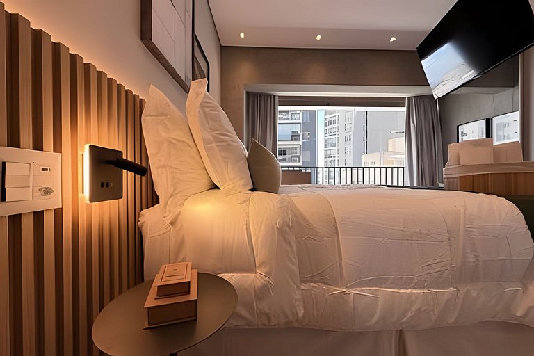 Studio a Poucos Passos da Estação Vila Madalena!